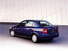 Holden Astra, IV (TS) (1999 – 2004), Седан. Фото 3