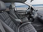 Volkswagen Touran, II (2010 – 2015), Компактвэн Cross. Фото 5