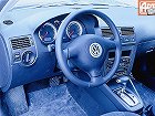 Volkswagen Bora,  (1998 – 2005), Седан. Фото 4