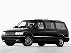 Chrysler Town & Country, II (1990 – 1995), Минивэн: характеристики, отзывы