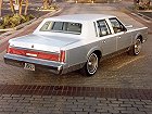 Lincoln Town Car, I (1980 – 1989), Седан. Фото 4