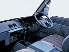 Toyota HiAce, H50 H60 H70 (1982 – 1989), Минивэн. Фото 4