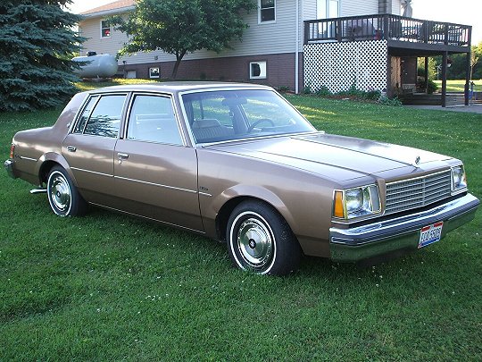 Buick Century, IV (1978 – 1982), Седан: характеристики, отзывы