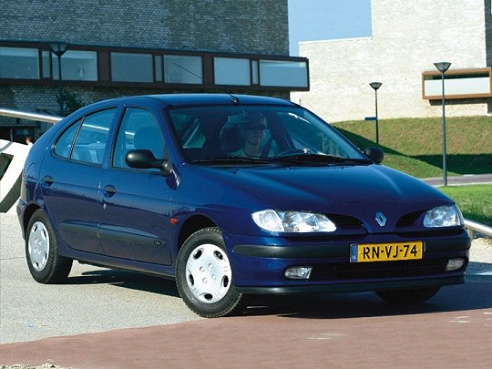 Renault Megane, I (1995 – 1999), Хэтчбек 5 дв.: характеристики, отзывы
