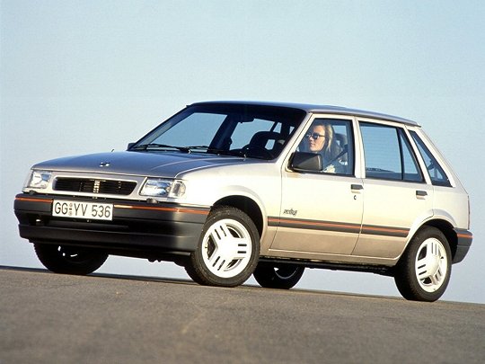 Opel Corsa, A (1982 – 1993), Хэтчбек 5 дв.: характеристики, отзывы