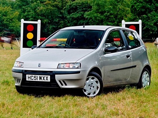 Fiat Punto, II (1999 – 2003), Хэтчбек 3 дв.: характеристики, отзывы