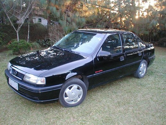 Chevrolet Vectra, I (1993 – 1996), Седан: характеристики, отзывы