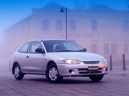 Mitsubishi Mirage, V (1995 – 2003), Хэтчбек 3 дв.: характеристики, отзывы