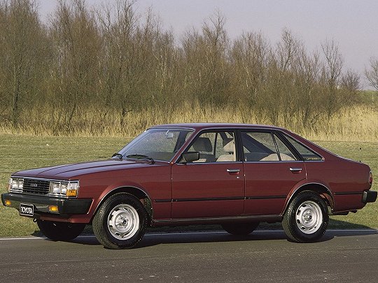 Toyota Corona, VI (T130) (1979 – 1981), Лифтбек: характеристики, отзывы