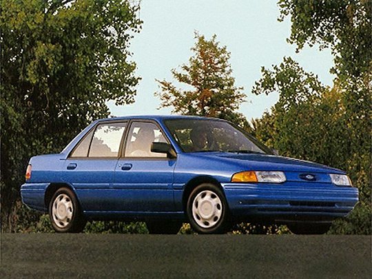 Ford Escort (North America), II (1990 – 1996), Хэтчбек 5 дв.: характеристики, отзывы