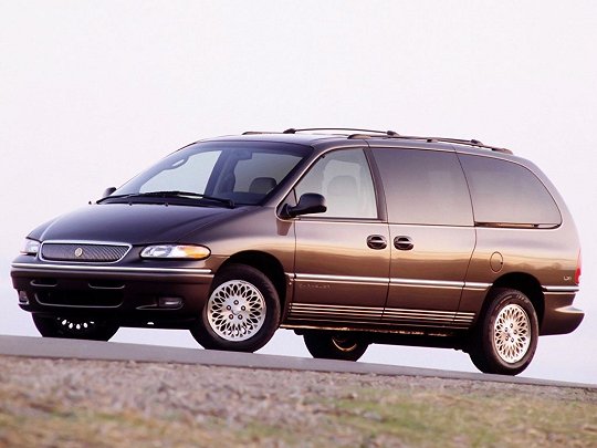 Chrysler Town & Country, III (1995 – 2000), Минивэн: характеристики, отзывы