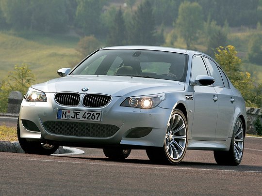 BMW M5, IV (E60/E61) (2004 – 2010), Седан: характеристики, отзывы