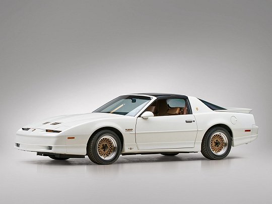 Pontiac Firebird, III (1982 – 1992), Купе: характеристики, отзывы