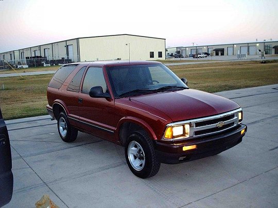 Chevrolet Blazer, II (1994 – 1998), Внедорожник 3 дв.: характеристики, отзывы