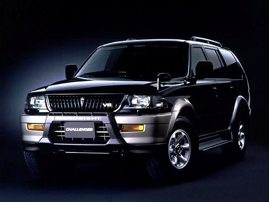 Mitsubishi Challenger, I (1996 – 2000), Внедорожник 5 дв.: характеристики, отзывы
