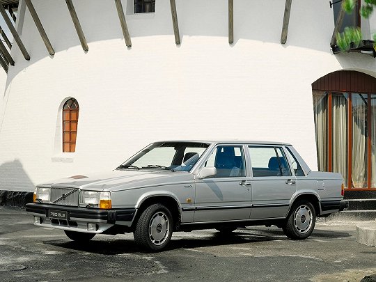 Volvo 760,  (1982 – 1992), Седан: характеристики, отзывы