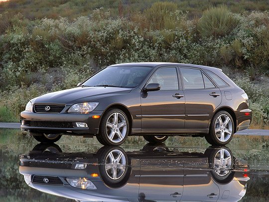 Lexus IS, I (1999 – 2005), Универсал 5 дв.: характеристики, отзывы