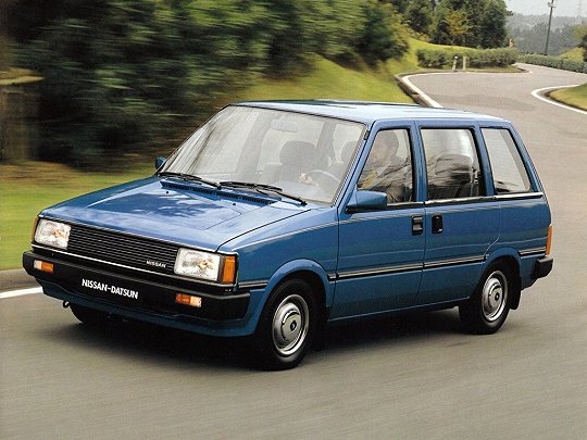 Nissan Prairie, I (M10) (1982 – 1988), Компактвэн: характеристики, отзывы
