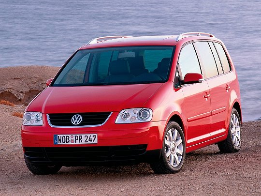 Volkswagen Touran, I (2003 – 2006), Компактвэн: характеристики, отзывы