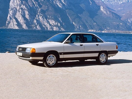 Audi 100, III (C3) Рестайлинг (1988 – 1991), Седан: характеристики, отзывы
