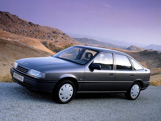 Opel Vectra, A (1988 – 1995), Лифтбек: характеристики, отзывы