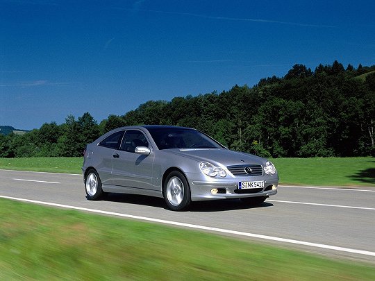 Mercedes-Benz C-Класс, II (W203) (2000 – 2004), Хэтчбек 3 дв.: характеристики, отзывы