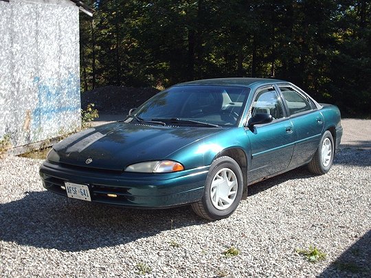Chrysler Intrepid, I (1993 – 1997), Седан: характеристики, отзывы