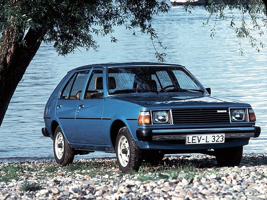Mazda 323, I (FA) (1977 – 1986), Хэтчбек 5 дв.: характеристики, отзывы