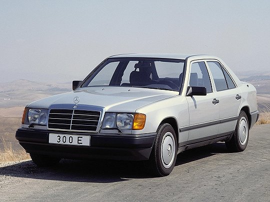 Mercedes-Benz W124,  (1984 – 1993), Седан: характеристики, отзывы