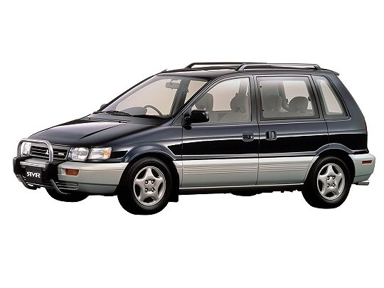 Mitsubishi RVR, I (1991 – 1997), Компактвэн: характеристики, отзывы