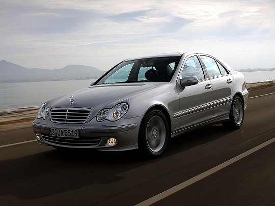 Mercedes-Benz C-Класс, II (W203) Рестайлинг (2004 – 2008), Седан: характеристики, отзывы