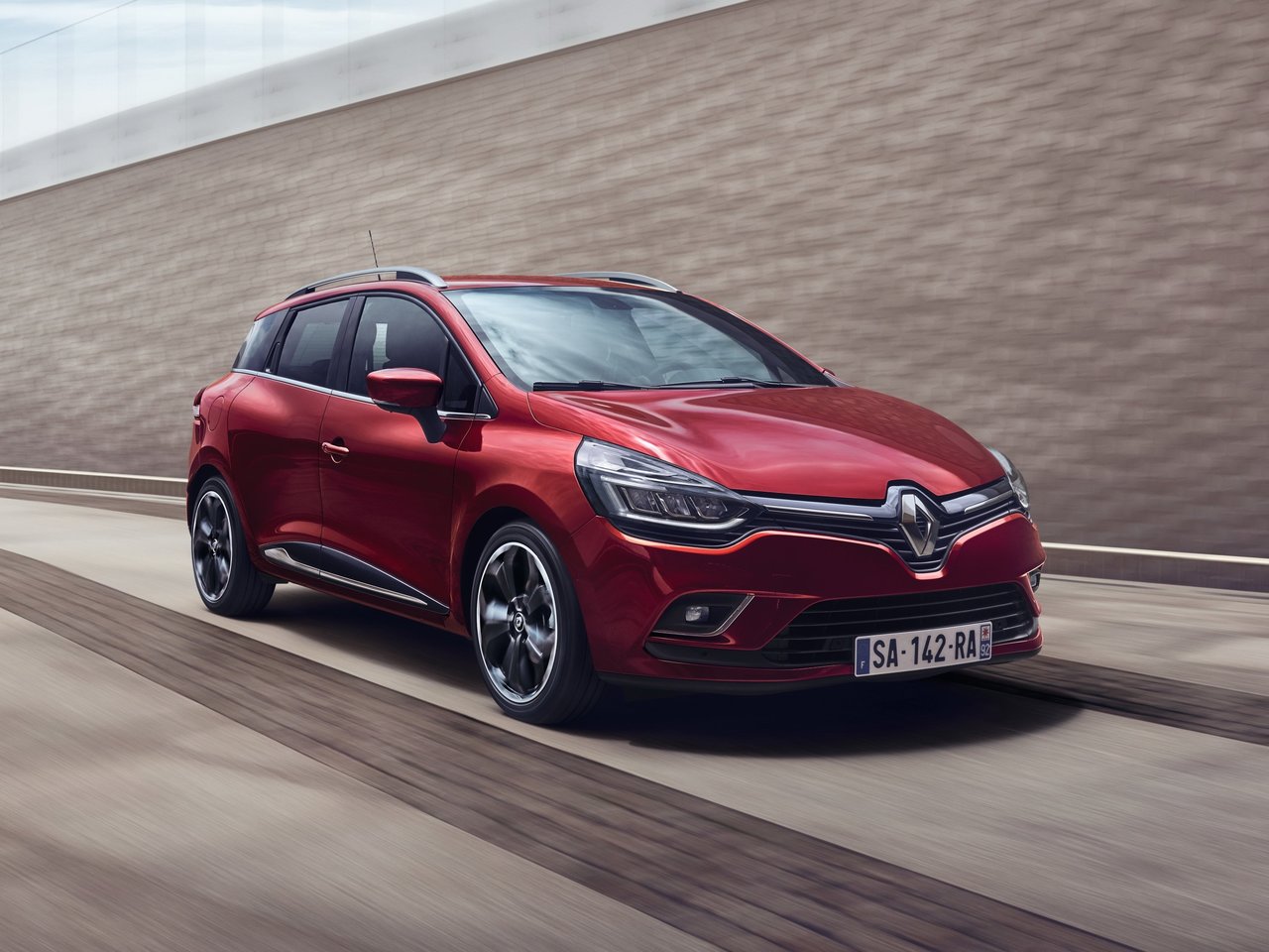 Renault Clio 2016 – 2019, IV Рестайлинг, Универсал 5 дв. | CARtaUA