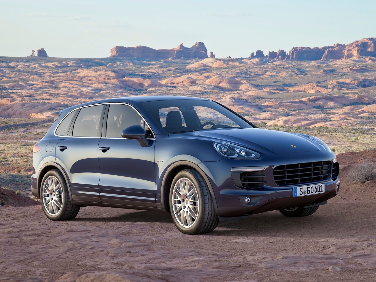 Porsche Cayenne (/92A) AT - цены, характеристики, комплектация.