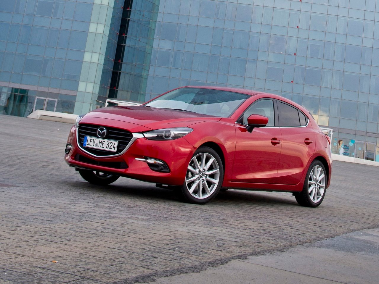 Технические характеристики Mazda 3 2016 – 2018, 2.5 AT III (BM) Рестайлинг,  Хэтчбек 5 дв.: бензин, 184 л.с. | CARtaUA